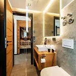 Black Forest Luxury Baerenhoehle Mit Sauna Schluchsee