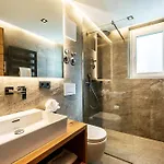 Black Forest Luxury Baerenhoehle Mit Sauna *