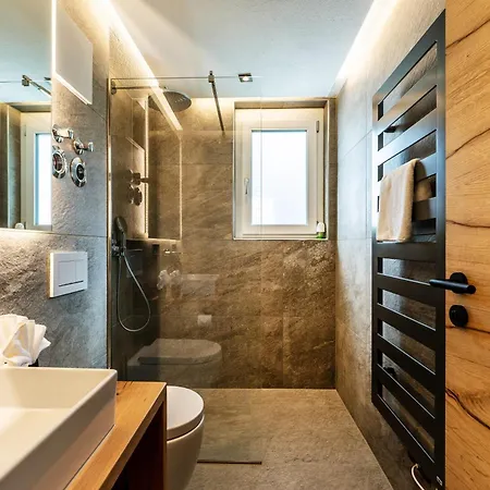 Appartement Black Forest Luxury Baerenhoehle Mit Sauna
